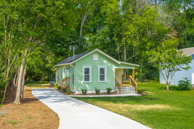 $2,500 | 201 Martin Road, Chattanooga, TN 37415
