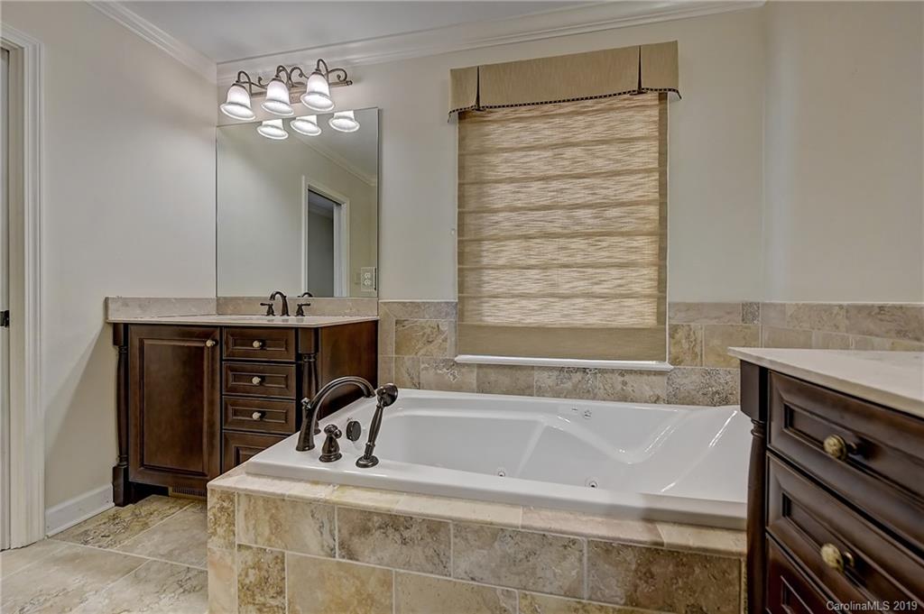 2558 Little Cove Road Charlotte, NC 28270 - Photo 22 of 31 Gallery Image 22