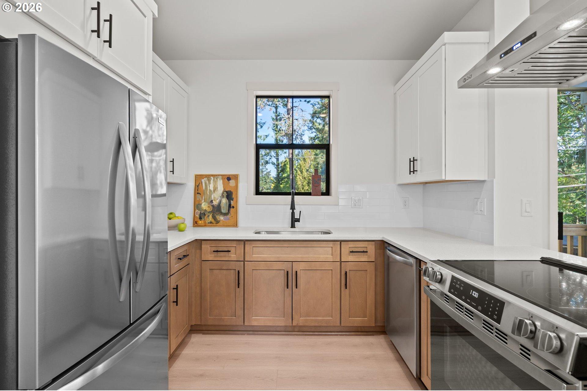 3789 Southwest Iowa Street Portland, OR 97221 - Photo 15 of 47 Kitchen