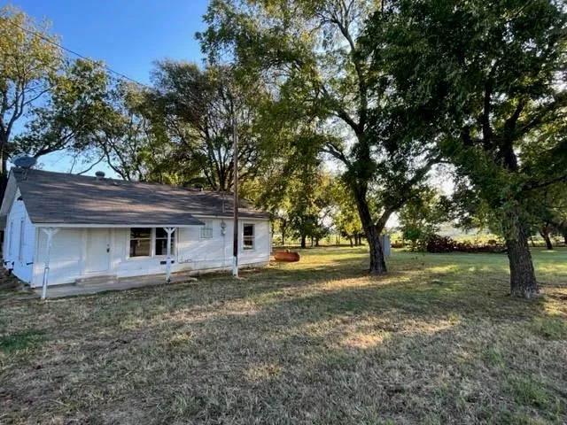 $1,395 | 3569 County Road 312, Cleburne, TX 76031