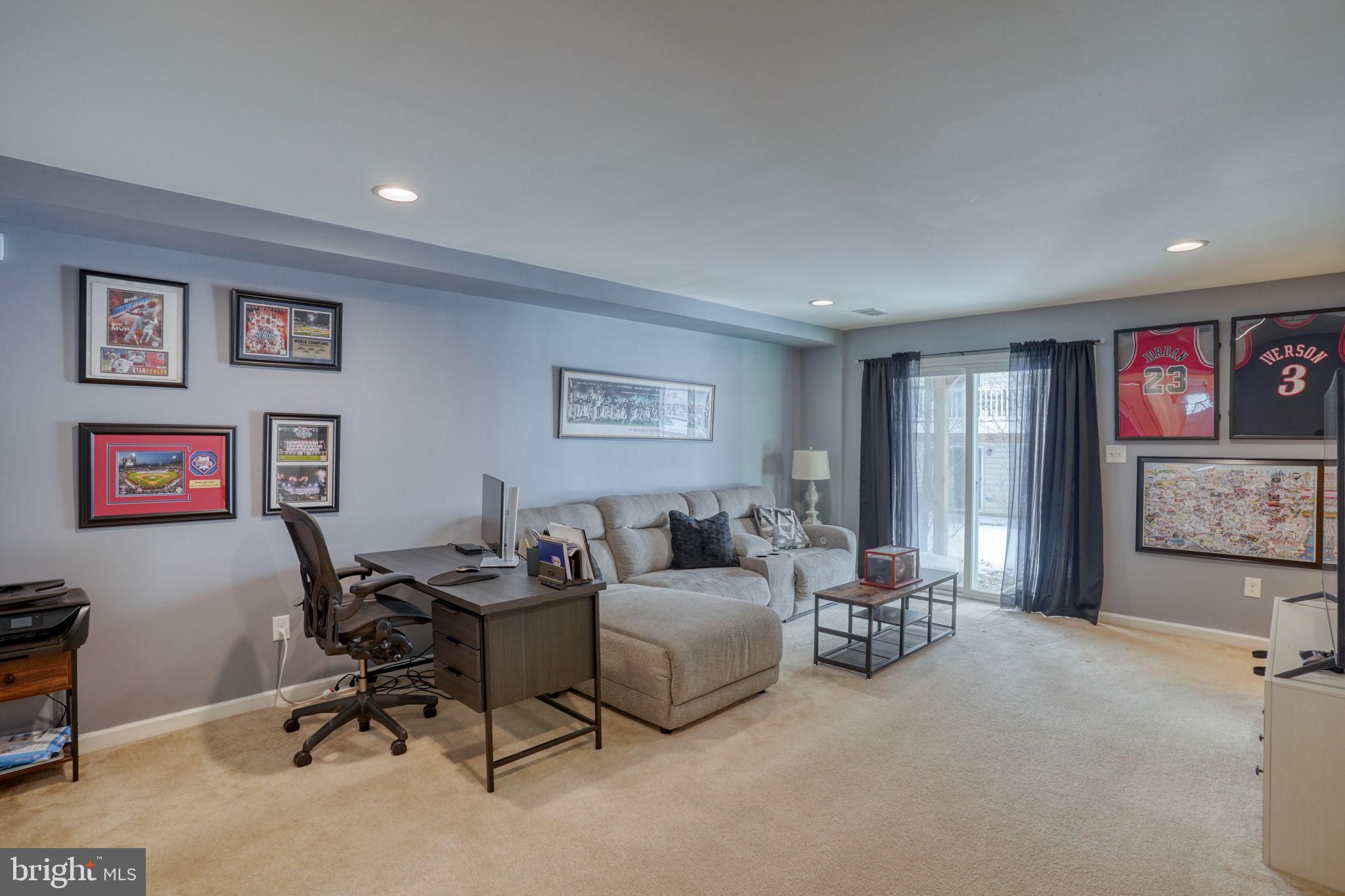 602 Barrie Road Middletown, DE 19709 - Photo 26 of 35 a living room with furniture and windows