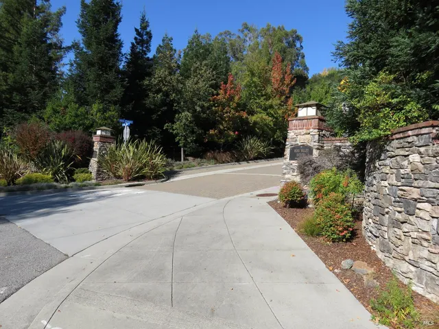 $3,100,000 | 31 Ross Terrace, Kentfield, CA 94904