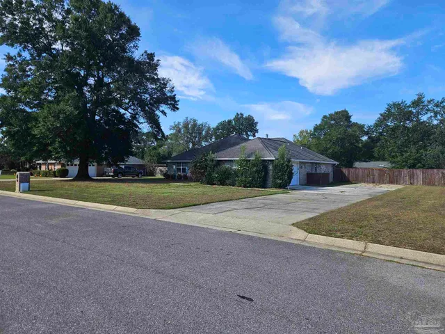 $319,000 | 9137 Iron Gate Boulevard, Milton, FL 32570