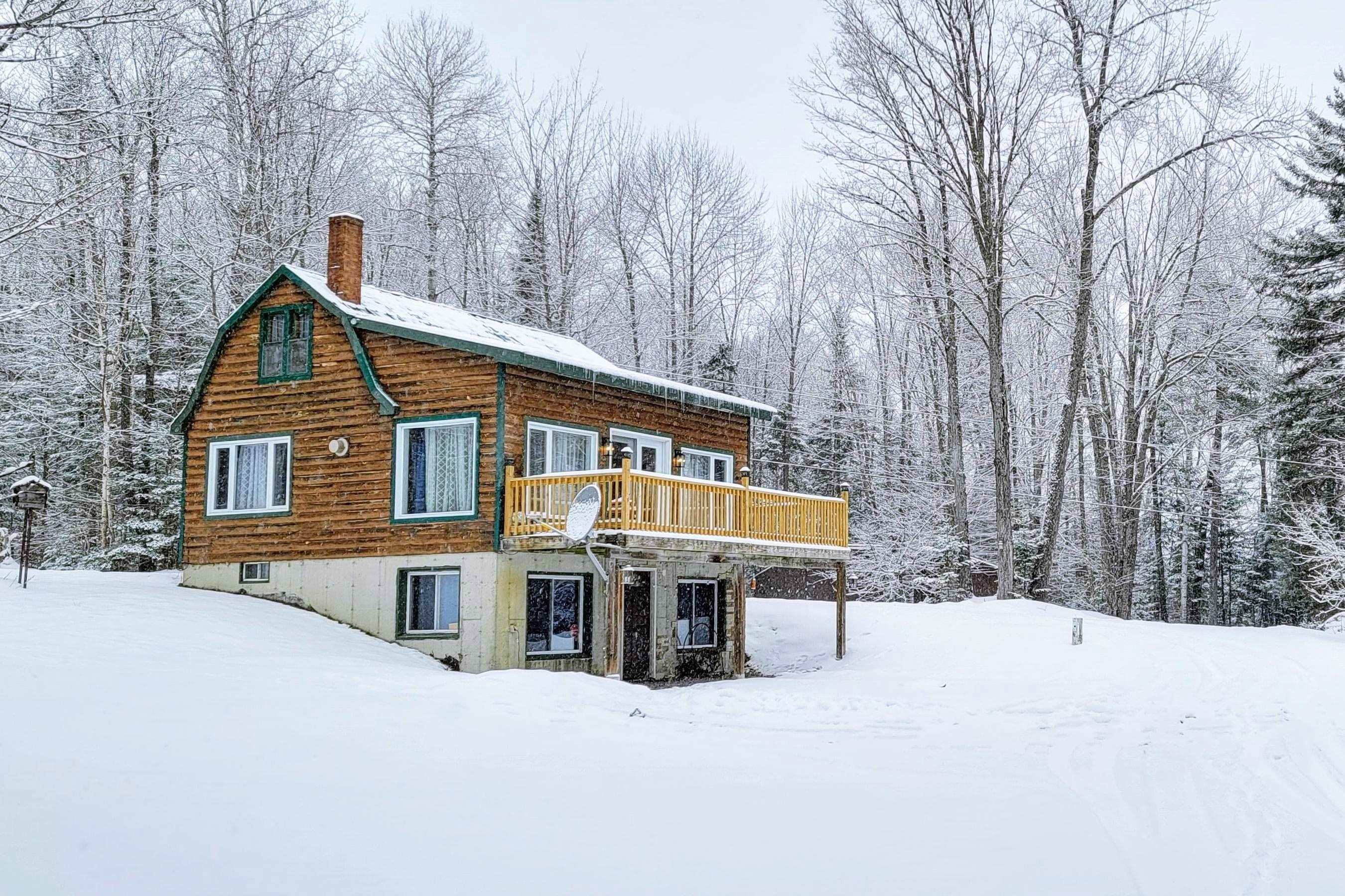 708 Calhoun Road Charleston, VT 05846 - Photo 3 of 38 Gallery Image 3