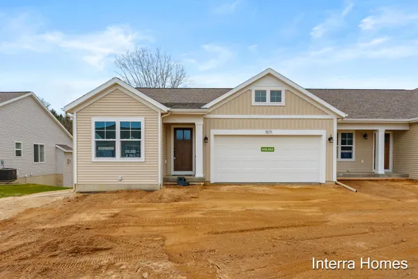 $379,900 | 1571 North Village Circle, Kalamazoo, MI 49009