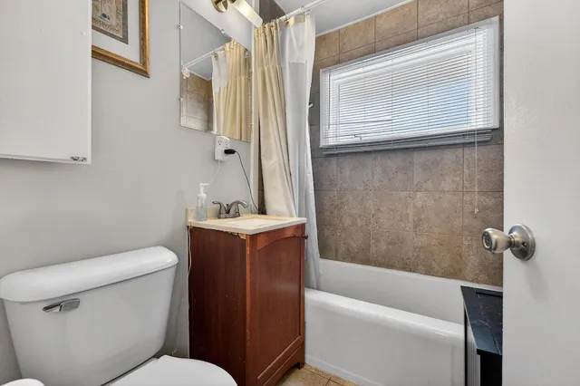 $206,000 | 5137 North 66th Street, Milwaukee, WI 53218