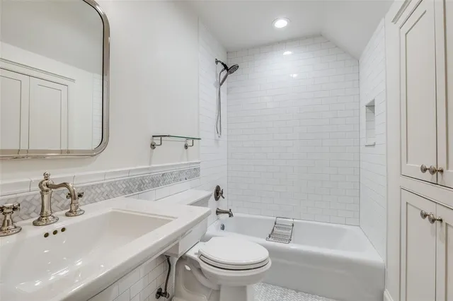 $2,650,000 | 6544 Valleybrook Drive, Dallas, TX 75254