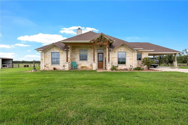 $790,000 | 102 Rd Axtell Tx 76673 Road, Mount Calm, TX 76673