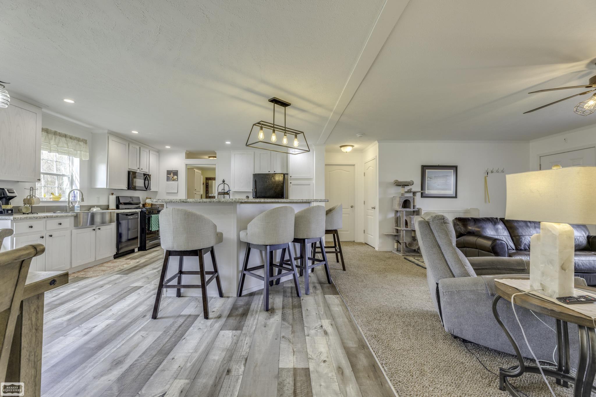 9559 Arnold Road Fair Haven, MI 48023 - Photo 8 of 29