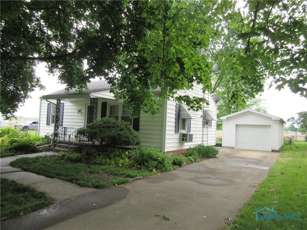 660 Rice Street Elmore, OH 43416 - Photo 1 of 13 Gallery Image 1