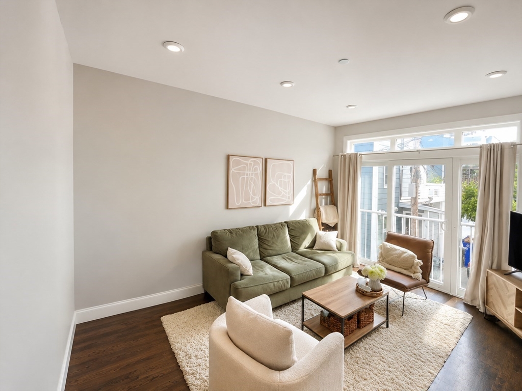 154 Gold Street, Unit 1 Boston, MA 02127 - Photo 2 of 14