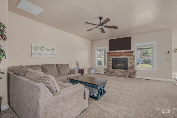 $750,000 | 2630 Dogwood Avenue, Fruitland, ID 83619