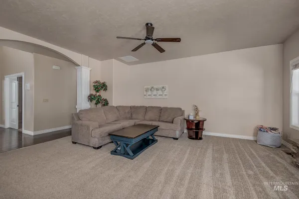 $750,000 | 2630 Dogwood Avenue, Fruitland, ID 83619