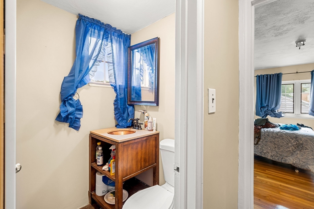 9 Viking Terrace Boston, MA 02126 - Photo 14 of 41