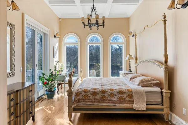 $3,499,000 | 3172 Sound Avenue, Riverhead, NY 11901