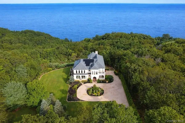 $3,499,000 | 3172 Sound Avenue, Riverhead, NY 11901