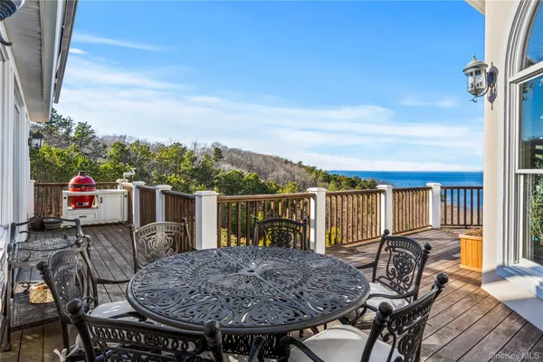 $3,499,000 | 3172 Sound Avenue, Riverhead, NY 11901