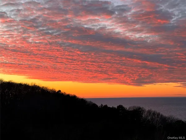 $3,499,000 | 3172 Sound Avenue, Riverhead, NY 11901