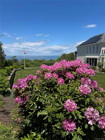 $3,499,000 | 3172 Sound Avenue, Riverhead, NY 11901