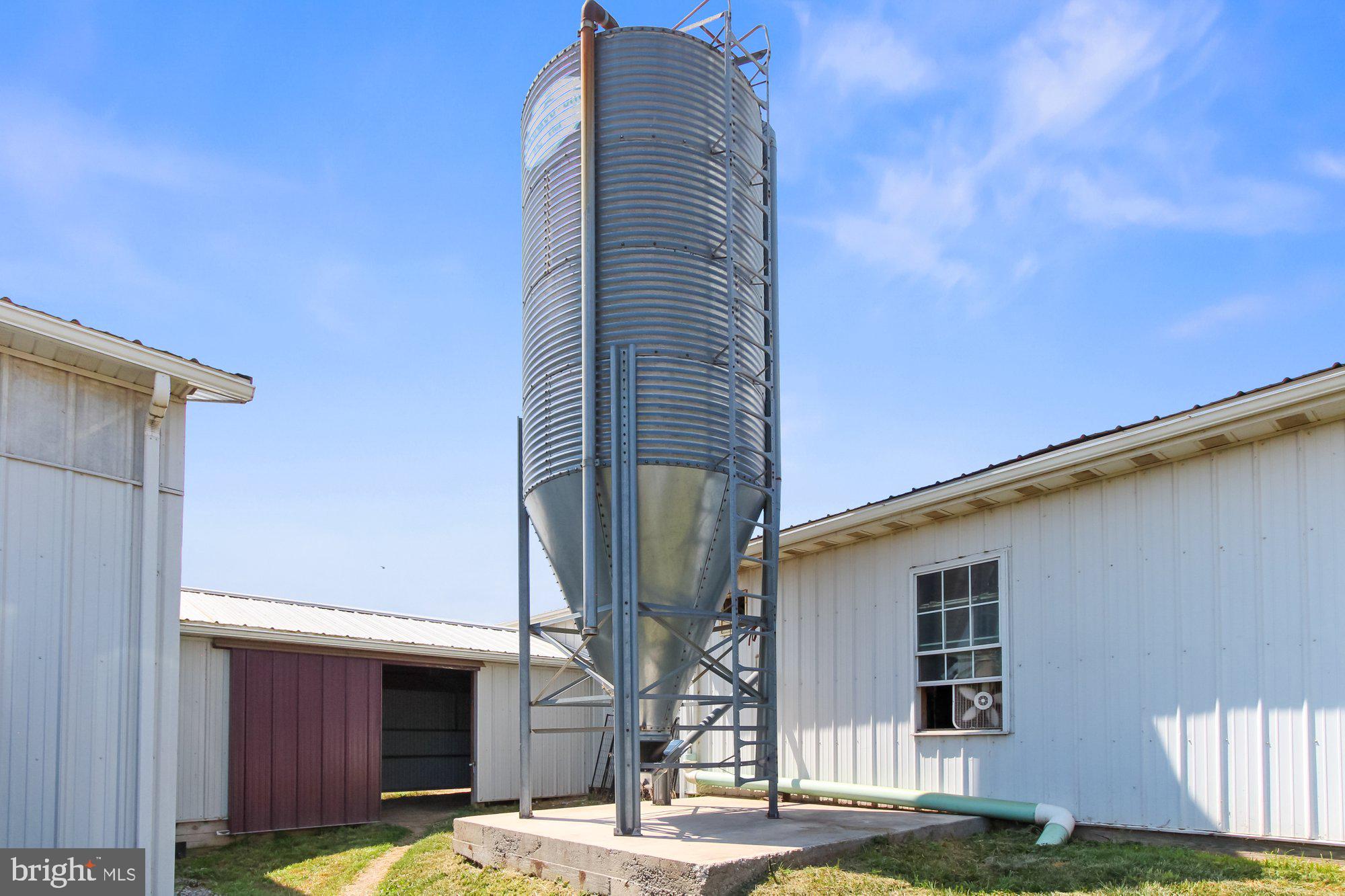 1225 Bon-Ox Road Gettysburg, PA 17325 - Photo 8 of 54 10 Ton Feed Silo Leading Directly Into Grind Room