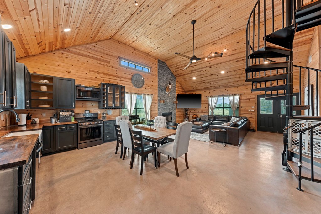 12995 Hackberry Road Rocksprings, TX 78880 - Photo 29 of 45