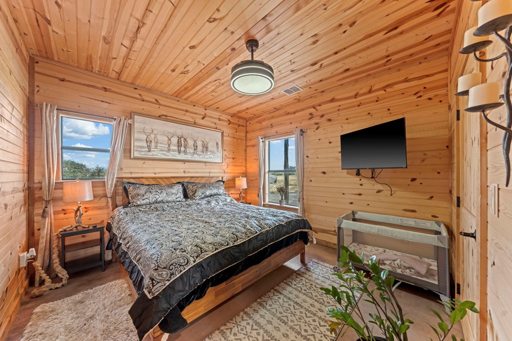 12995 Hackberry Road Rocksprings, TX 78880 - Photo 31 of 45