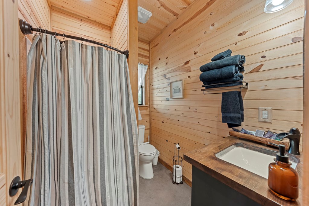 12995 Hackberry Road Rocksprings, TX 78880 - Photo 33 of 45