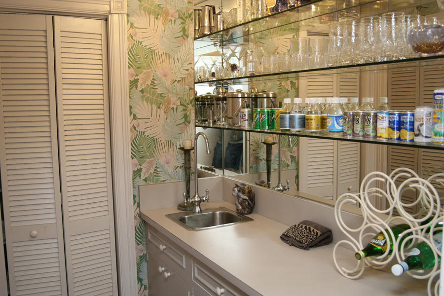300 South Beach Road, Unit 308 Jupiter, FL 33469 - Photo 21 of 27 Wet Bar