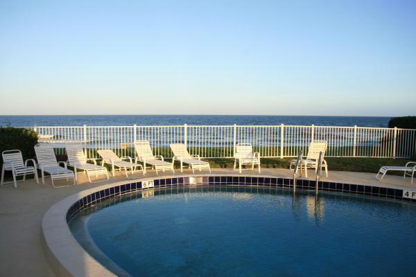 300 South Beach Road, Unit 308 Jupiter, FL 33469 - Photo 23 of 27 Pool