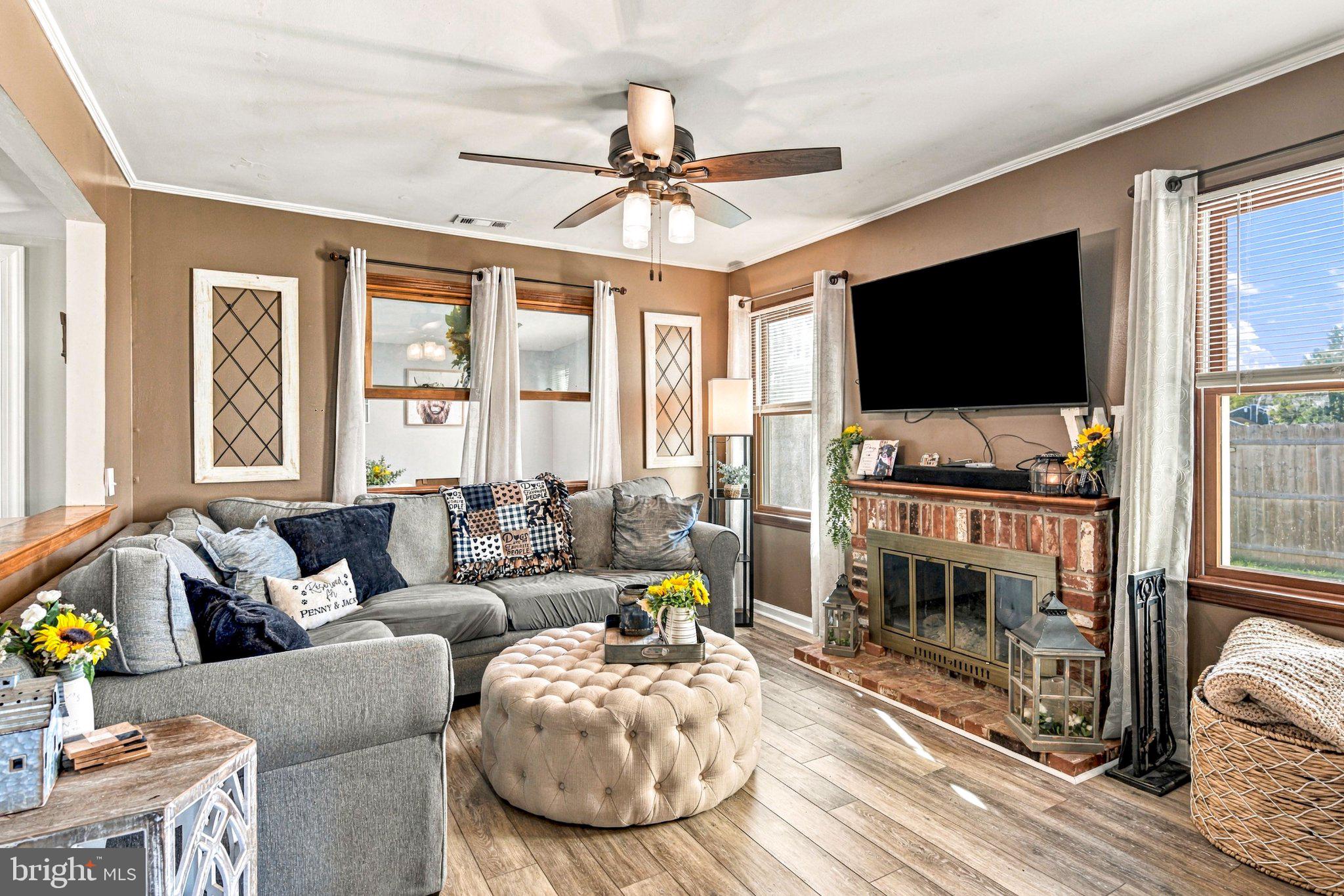 5 Uranus Road Sewell, NJ 08080 - Photo 13 of 34 Gallery Image 13
