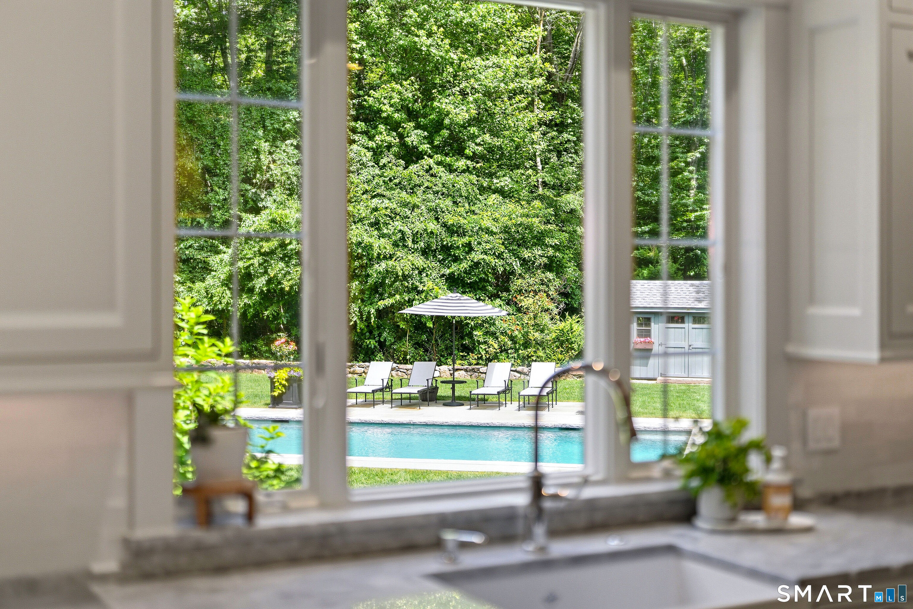 8 Hatchetts Hill Road Old Lyme, CT 06371 - Photo 6 of 39