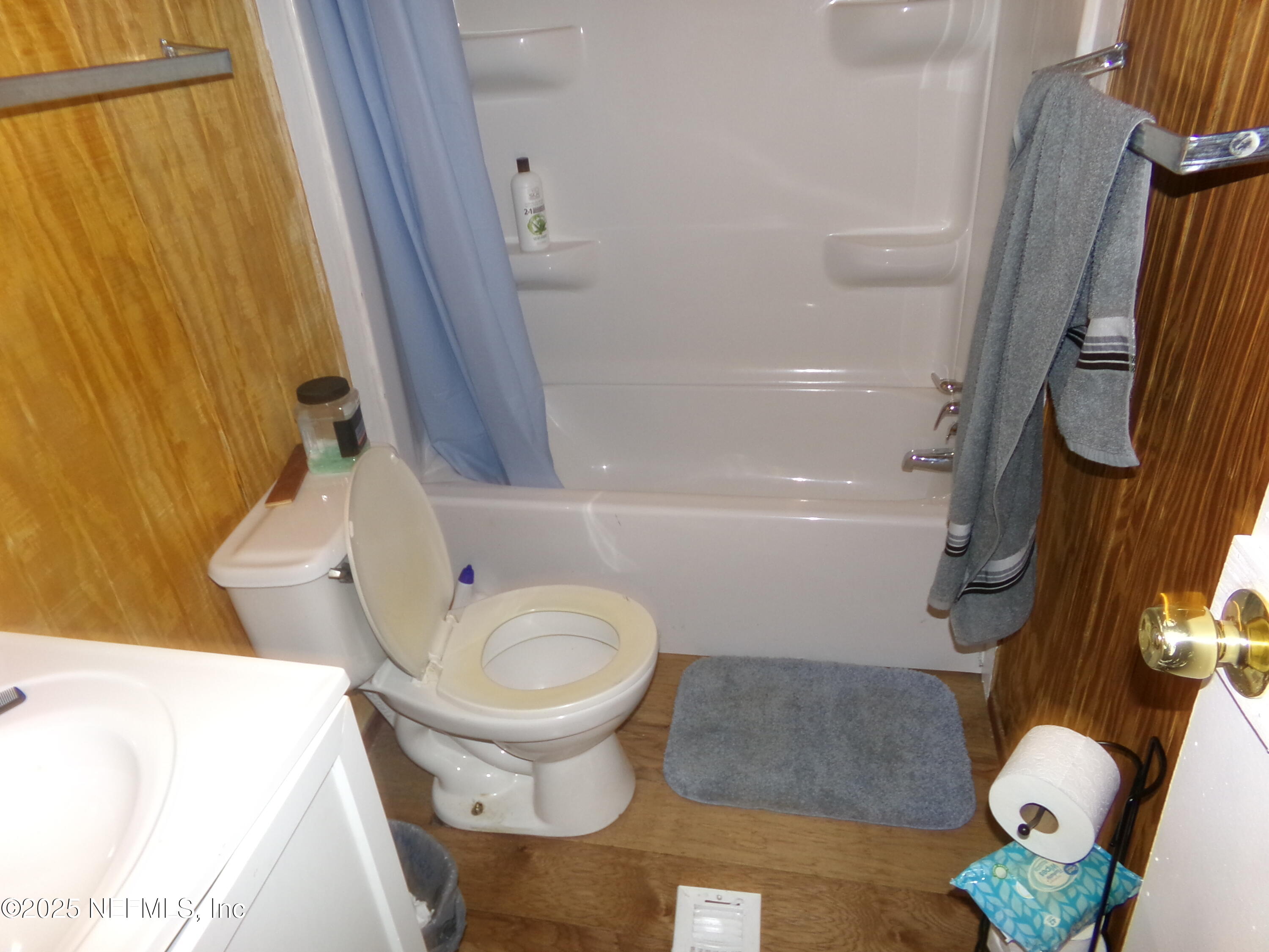 231 6th Way Interlachen, FL 32148 - Photo 17 of 20 100_0033
