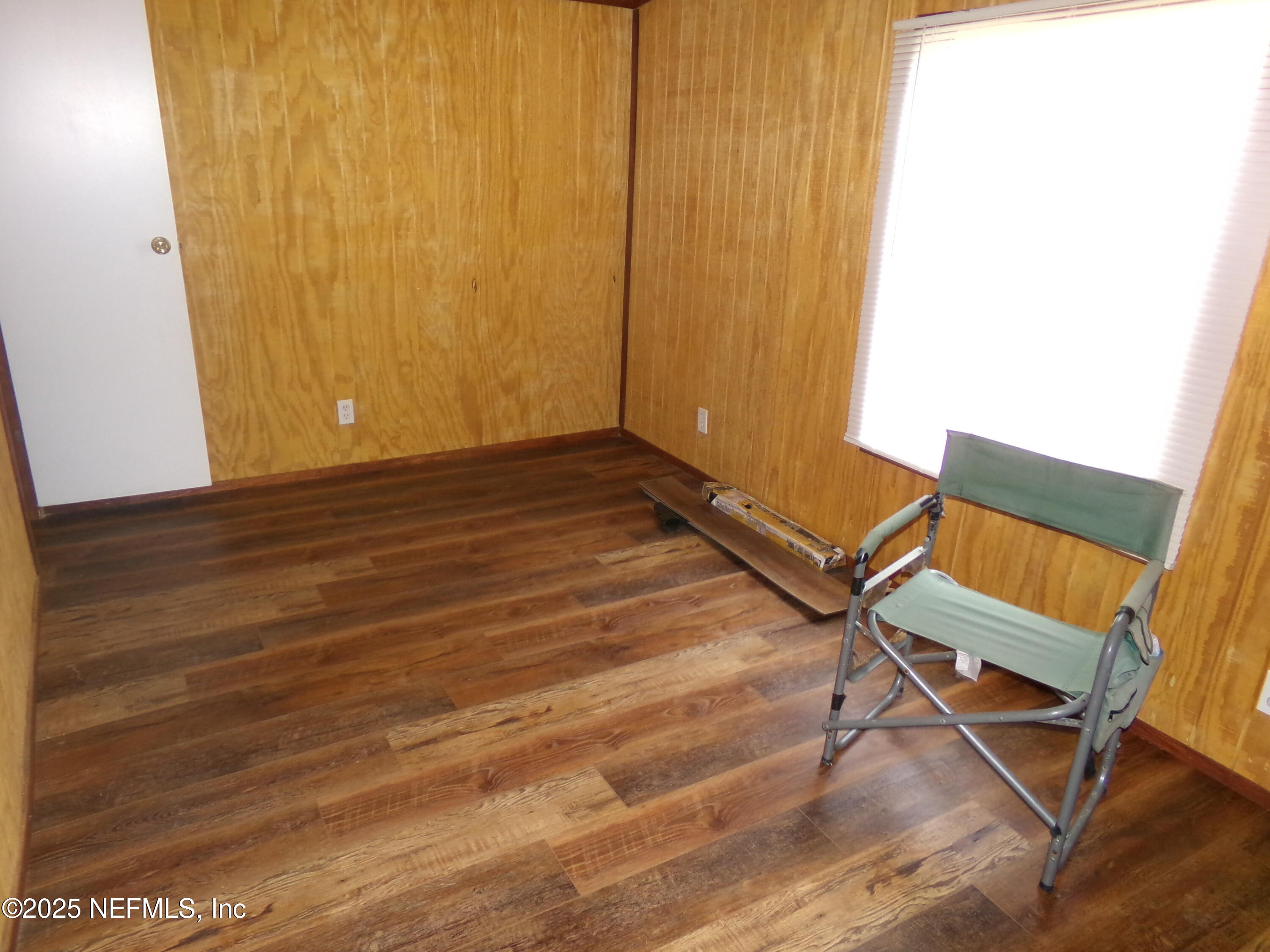 231 6th Way Interlachen, FL 32148 - Photo 8 of 20 100_0021