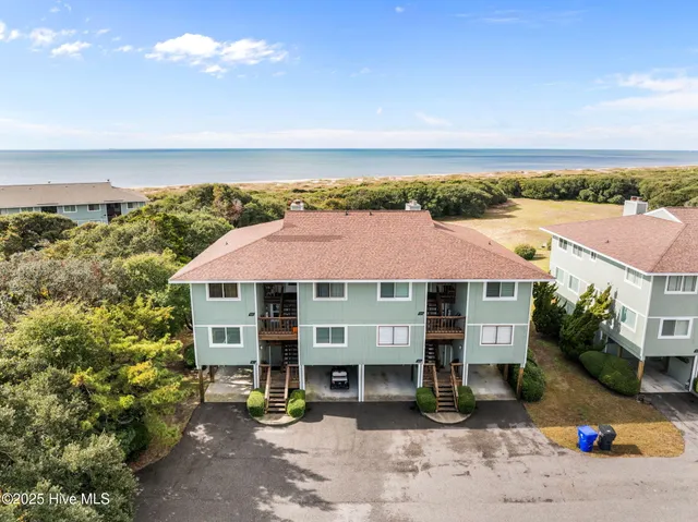 $575,000 | 27 Foxfire Trace, Caswell Beach, NC 28465
