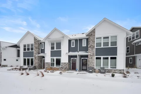 $465,000 | 2422 North Blossom Circle, Orono, MN 55356