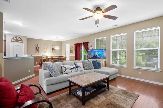 $370,000 | 107 Rawlins Drive, Summerville, SC 29485