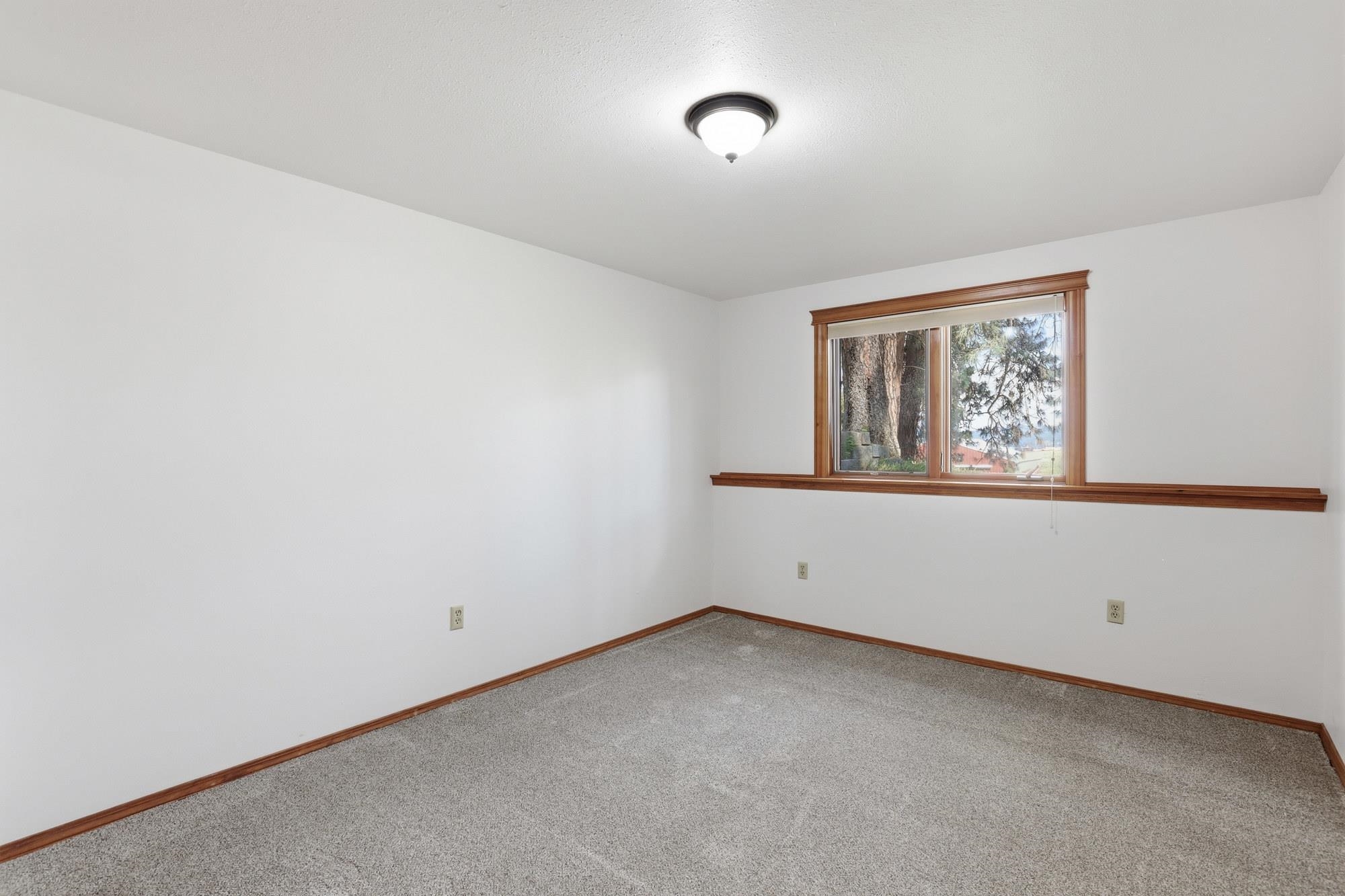 12504 North Fairview Road Mead, WA 99021 - Photo 30 of 50