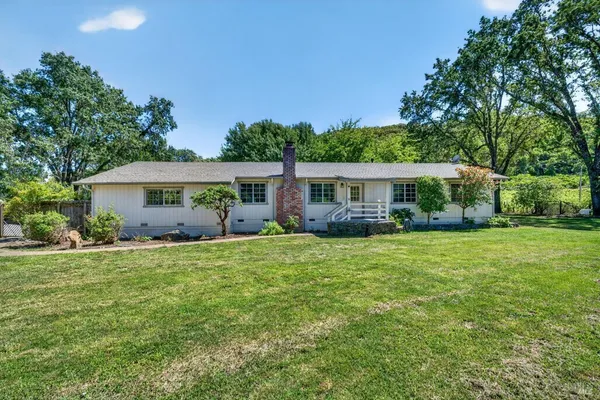 $550,000 | 810 McNab Ranch Road, Ukiah, CA 95482