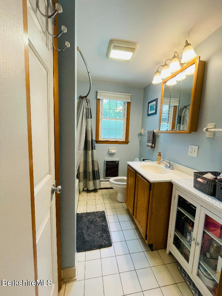 280 Mandalay Road Lee, MA 01238 - Photo 9 of 25 08