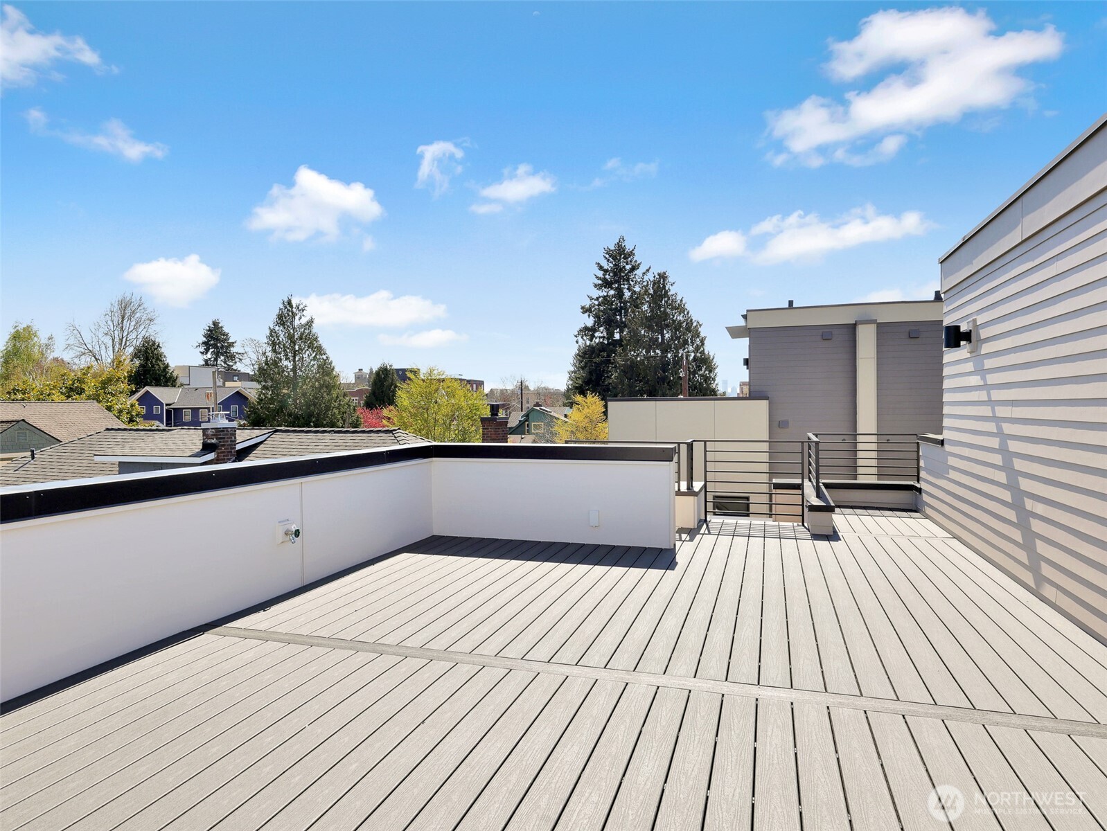 1414 North 47th Street, Unit B Seattle, WA 98103 - Photo 15 of 24