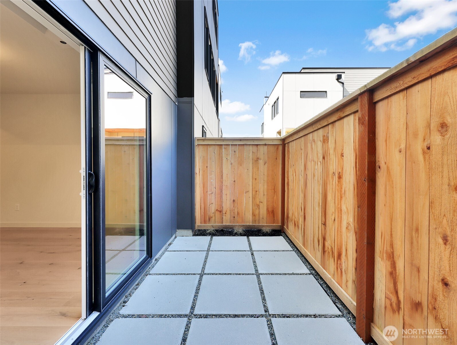 1414 North 47th Street, Unit B Seattle, WA 98103 - Photo 19 of 24