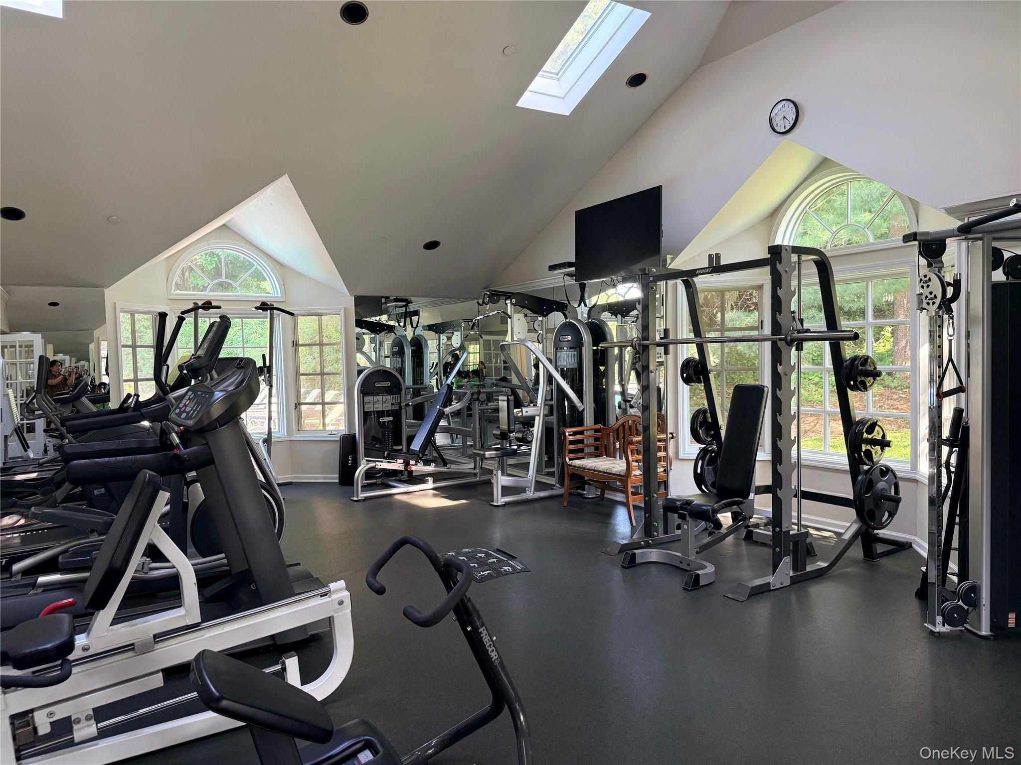 611 Pondside Drive White Plains, NY 10607 - Photo 36 of 40 Gym in club house