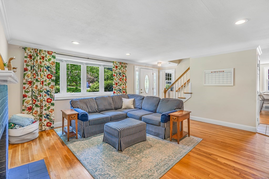 16 George Road Maynard, MA 01754 - Photo 7 of 38 Gallery Image 7