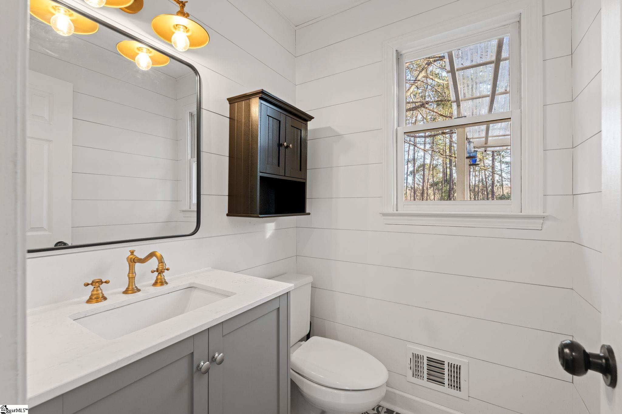 335 Tracy Lane Moore, SC 29369 - Photo 12 of 44