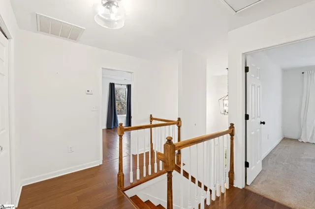 $484,500 | 335 Tracy Lane, Moore, SC 29369