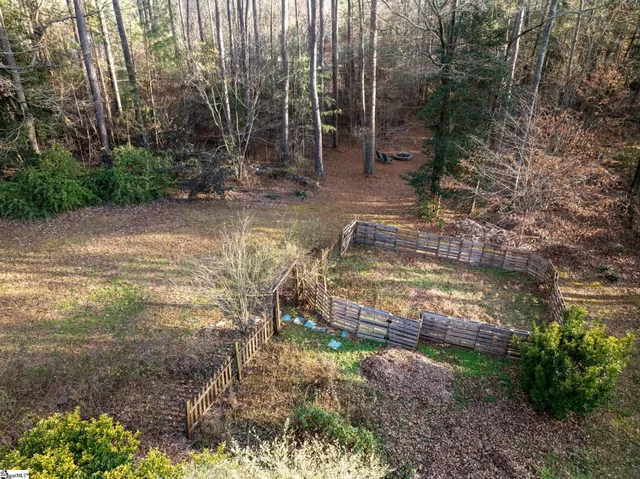 $484,500 | 335 Tracy Lane, Moore, SC 29369