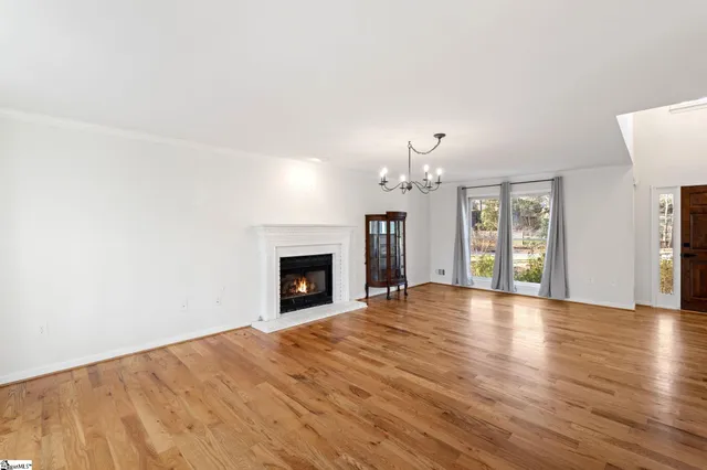 $484,500 | 335 Tracy Lane, Moore, SC 29369