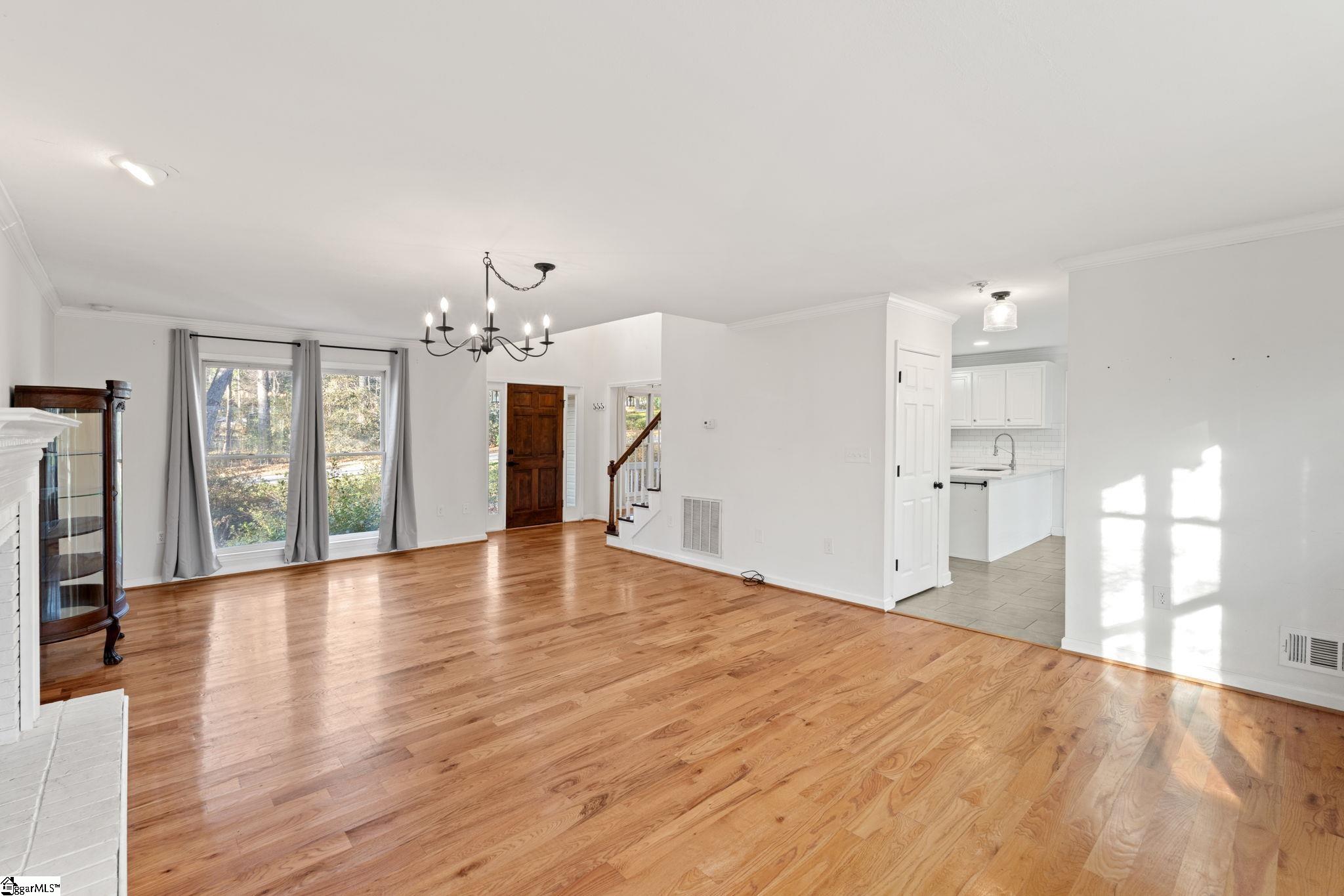 335 Tracy Lane Moore, SC 29369 - Photo 8 of 44