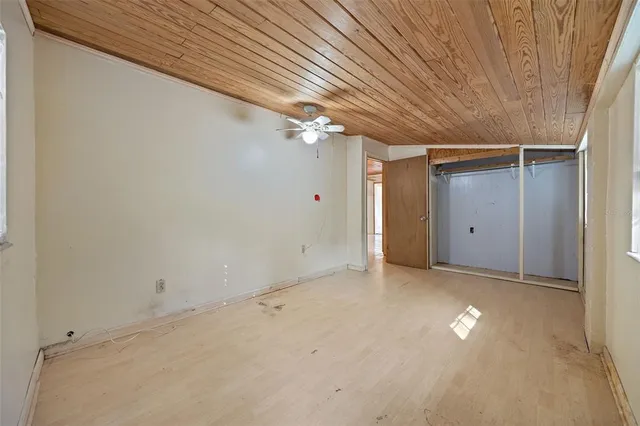 $330,000 | 2802 Wilson Circle, Lutz, FL 33548