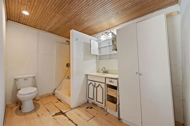 $330,000 | 2802 Wilson Circle, Lutz, FL 33548